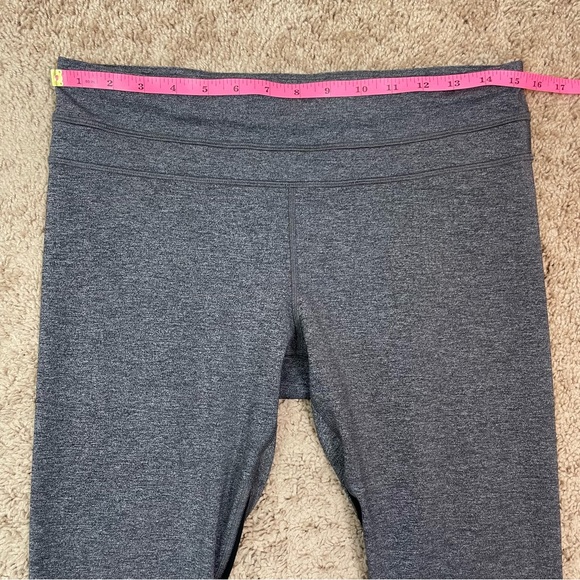 Lululemon Inspire Crop II Luxtreme Heathered Black Leggings Size 10 Style W6AMLS - Picture 12 of 16